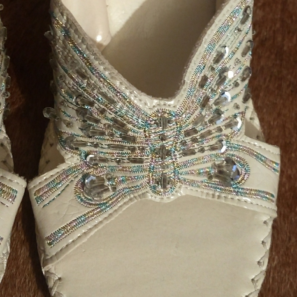 Anne Michelle Butterfly Sandal